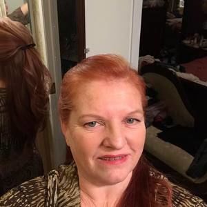 Meet your Posher, Connie